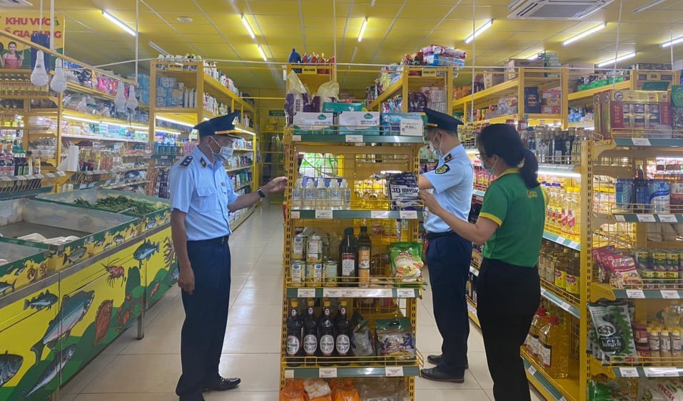 Tăng cường công tác quản lý thị trường, đảm bảo cung, cầu hàng hóa trước, trong và sau tết Nguyên đán